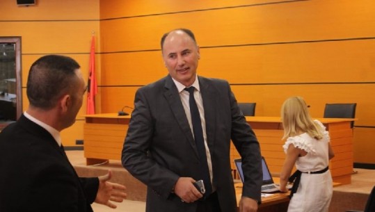 U ankimua nga Komisioneri Publik, Kolegji shkarkon anëtarin e KLP-së Arben Dollapaj, e dogji pasuria