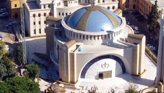 Kisha Orthodhokse: Shërbesat ditore pezullohen deri më 3 prill