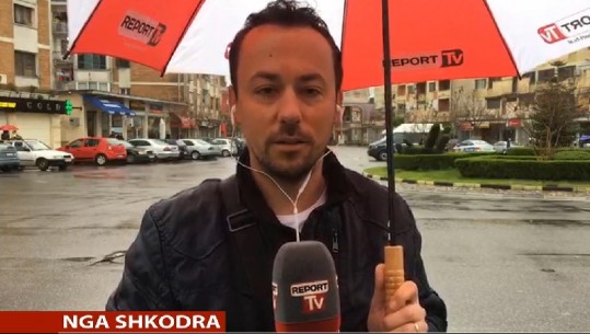 Aksion në Shkodër përqendrohet në tregje për 'abuzuesit' me çmime! 60 efektivë në terren, postbllok edhe në Shirokë (VIDEO)