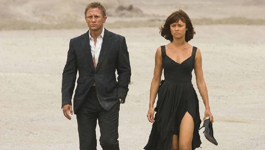 Aktorja e famshme e filmit 'Agjenti 007' ka rezultuar pozitive me koronavirus