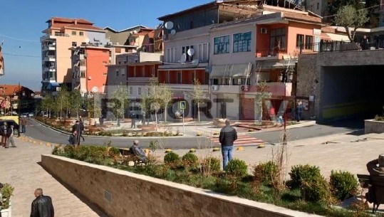 Në Krujë nuk ndalen xhirot në qendër të qytetit (VIDEO)