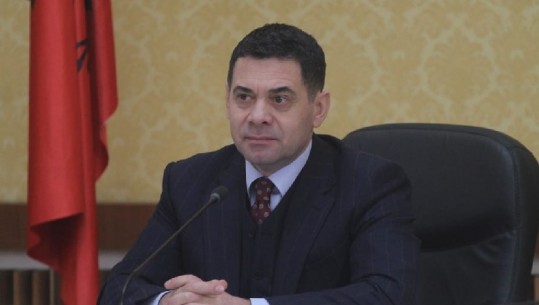 Pas rindërtimit, Ahmetaj caktohet ministër edhe për koronavirusin (Administrata pushim të premten)