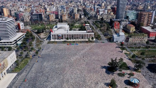 Pamje me DRON/ Tirana e zbrazur pas orës 10:00,  si kurrë më parë (VIDEO-FOTO)