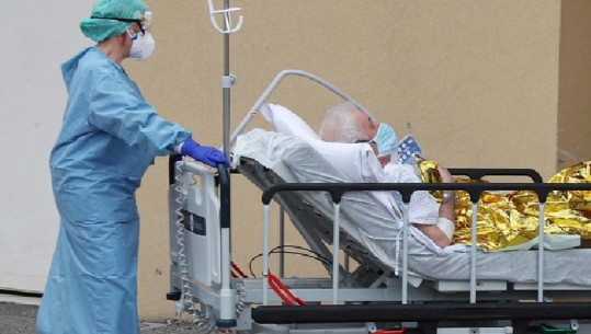 Koronavirusi, mbi 700 të vdekur në Spanjë. Në Madrid një hotel shndërrohet në spital
