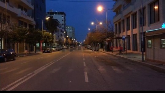 Koronavirusi e kthen Durrësin në qytet fantazmë (VIDEO)