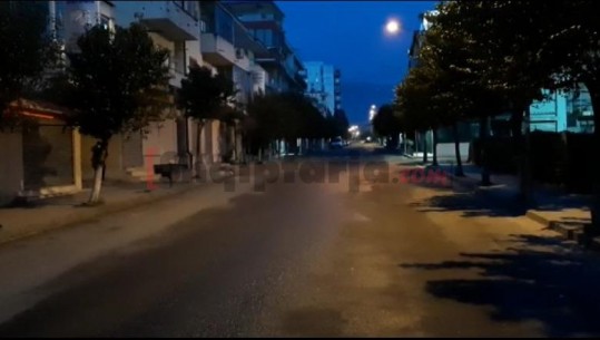 Heshtje varri! Zbrazen rrugët edhe në Krujë!  (VIDEO)