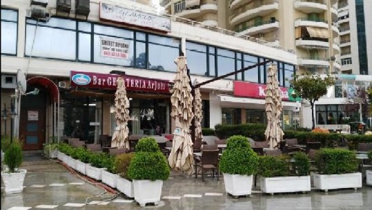 Masat për koronavirus ndikojnë në bizneset e Vlorës, rritet kërkesa për bukë, por vijon puna me staf të reduktuar (VIDEO)
