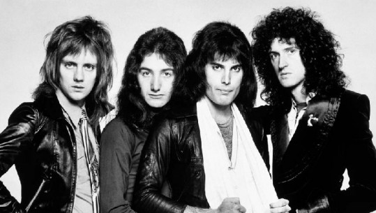 Rapsodia e koronavirusit nën muzikën e të mëdhenjve të 'Queen'
