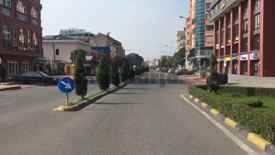 Në Shkodër dhe Lezhë nuk pipëtin as miza, rrugët pa asnjë lëvizje (VIDEO)