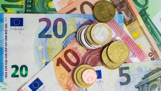Koronavirusi në Shqipëri/ Valutat e huaja zhvlerësojnë lekun
