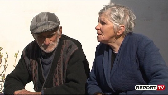 Çifti i të moshuarve në Korçë pa asnjë ndihmë: Fëmijët i kemi në emigracion, dalim vetë për punët tona