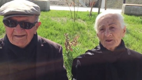 'O plakë mos u mërzit, ç'do na bëjë policia, ne jemi lebër?' 88-vjeçari ironi: Është motra e Vito Kapos, ajo vdiq kjo ngeli (VIDEO)