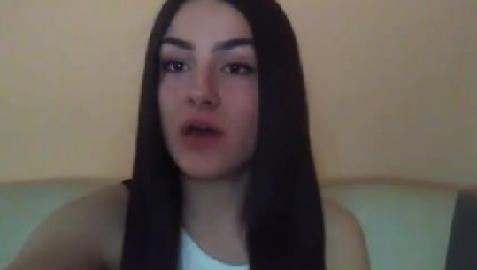 Në shqip! Gjimnazistja nga Serbia tregon ku dallon jeta e saj në izolim nga ajo e bashkëmoshareve shqiptare (VIDEO)