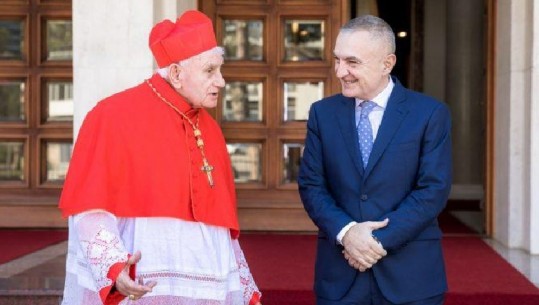 Meta uron Pashkët dhe Kardinalin Troshanin, simbolin e vlerave njerëzore: Ndani të mirat me të varfrit