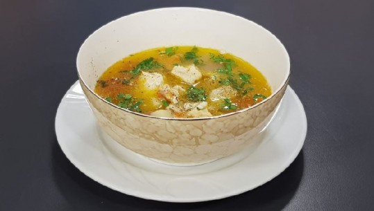 Supë me peshk nga Zonja Vjollca 
