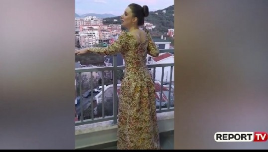 Renisa Laçka, sopranoja në karantinë, zgjedh që të këndojë operën e Puccini-t në ballkon 