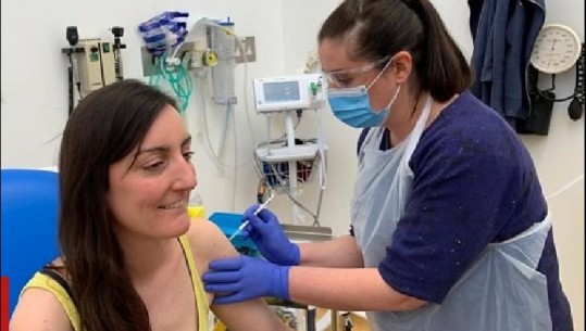 Britani/ Universiteti i Oksford nis testimet për vaksinën e koronavirus, injektohen dy vullnetarët e parë