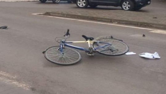 Durrës- COVID-19 nuk ndal aksidentet rrugore/ Makina përplas për vdekje drejtuesin e biçikletës dhe largohet nga vendi i ngjarjes