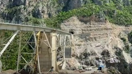 Ndërtohet në Rrugën e Arbrit ura më e lartë në Ballkan, Rama: Tuneli i fundit do bëhet panoramik