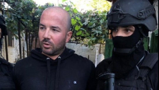 Ekskluzive/ Dosja e plotë, Tesi Basho me 4 radio policie në shtëpi e kallashë, i 'forti' i Vlorës në gjyq