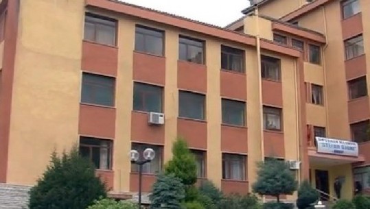 Kruja vatër e COVID-19, mjeku: Në spital s’ka pacient të prekur, dërgohen në Tiranë