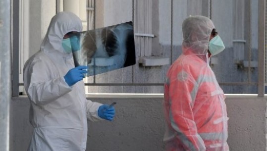 Personi i infektuar në Kukës i riatdhesuar nga Kosova, qëndronte në hotel me 15 persona të tjerë
