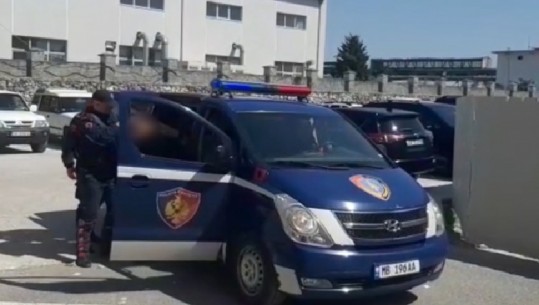 Nipi i vë flakën pronës së xhaxhait, sherr masiv në Krujë mes familjarëve për një gardh, policia arreston dy persona