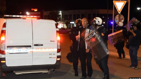 Policia malazeze arreston rreth 60 persona për protestat e dhunshme
