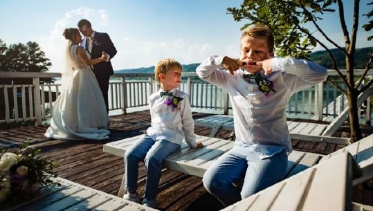 Vogëlushët dhe dasmat, momentet epike të kapura nga fotografët (FOTO)