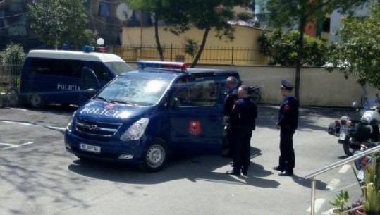 Dhunoi fizikisht dhe psikologjikisht nënën e tij, arrestohet 41-vjeçari në Berat