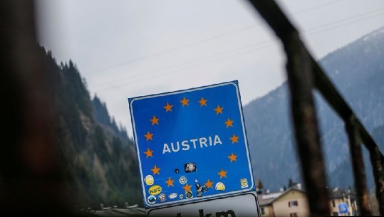 Austria rihap pa kufizime kufirin me Italinë dhe 30 vende të tjera