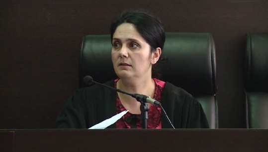 Apeli i GJKKO-së lë në burg Enkelejda Hoxhën, ish-gjyqtarja e Krujës: Më lironi të kujdesem për fëmijët