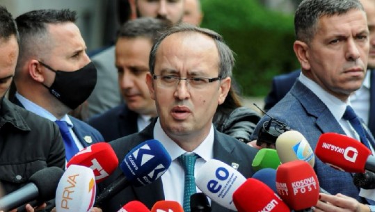 Kosovë/Kryeministri Avdullah Hoti paralajmëron për valën e dytë të COVID-19
