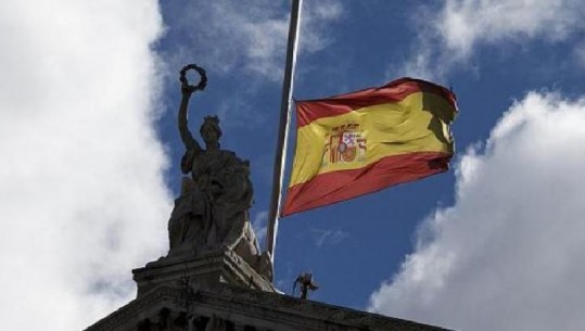 Spanja kujton me liderët e BE-së viktimat e Covid-19 