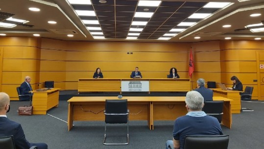 Vëzhguesi ONM e cilësoi shkelje lejen prindërore për Gjin Gjonin, Vettingu konfirmon në detyrë kreun e Apelit të Tiranës