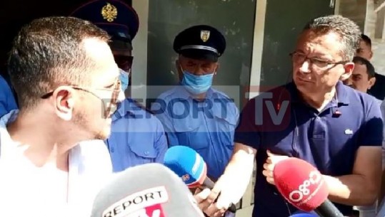 U tha se do i priste në zyrë/ Bashkia e Vorës anulon takimin: Ankesat lërini te informacioni! Protestuesit: Tallje (VIDEO)