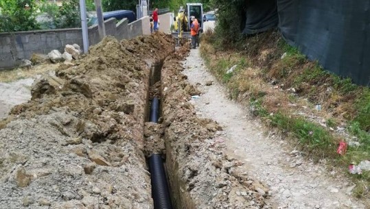 Pas kërkesës së banorëve zëvendësohet linja e ujit të pijshëm në Shkozë, Veliaj: 62% e kryeqytetit ujë 24 orë