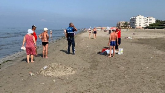 Durrës/ Pushimet shndërrohen në tragjedi për familjen nga Kosova, 73-vjeçari mbytet në det