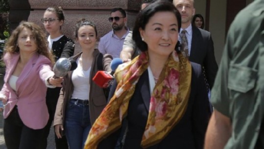 'Zgjedhorja'/Ambasadorja e SHBA, Yuri Kim takim me Taulant Ballën