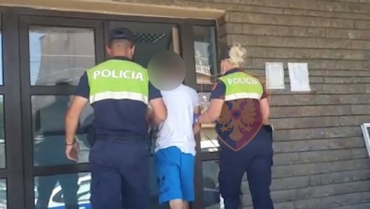 Ofruan ryshfet se ishin pa licencë dhe pa rrip sigurie, arrestohen dy shoferë 39 dhe 22 vjeç në Korçë (VIDEO)