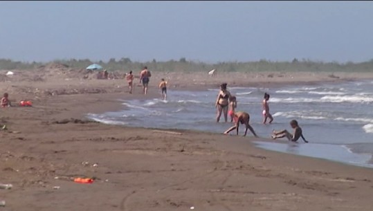 Mungojnë investimet në plazhin e Vilbashtovës, pushuesit: Ka ndotje dhe rruga është copë-copë!