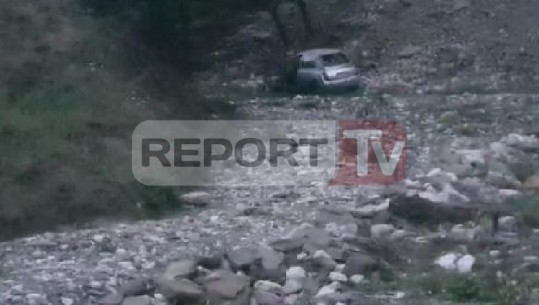 Aksident në Gjirokastër! Shoferi s'kontrollon frenat, përfundon në përroin e Nanxës (VIDEO)