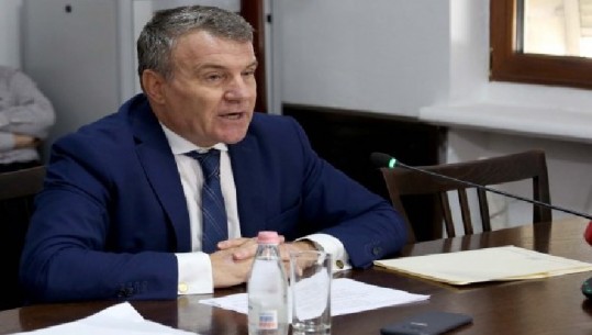 Kushtetuesja rrëzon Arben Malajn, kundërshtoi vendimin për shkarkimin që i bëri PS nga bordi i Bankës së Shqipërisë