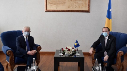 Kosovë/ Kryeministri Hoti cakton Skënder Hysenin si koordinator të bisedimeve me Serbinë