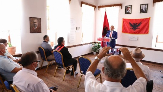 Meta nderon pas vdekjes Abaz Bej Lushnjen me titullin e lartë 'Kalorës i Urdhrit të Flamurit': Një nga kryesorët në kryengritjen kundër otomanëve