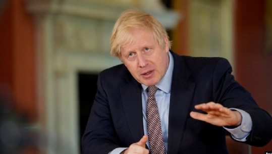 Kryeministri britanik Johnson: Nuk e kuptuam rrezikun e Covid në fillim të pandemisë