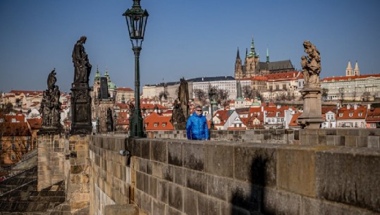 Republika Çeke regjistron më shumë se 16 mijë infeksione Covid