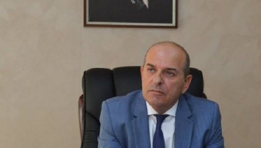 Roland Zisi zgjidhet rektor i Universitetit 'Ismail Qemali' në  Vlorë