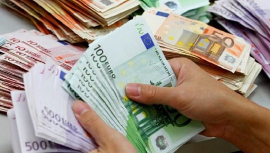 Dollari dhe Euro humbasin pikë ndaj Lekut, Banka e Shqipërisë: Luhatjet në kurs, efekt sezonal