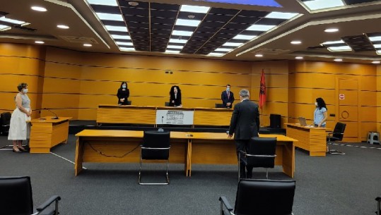 KPK konfirmon në detyrë kryetarin e Gjykatës së Tiranës, Petrit Çomo-n